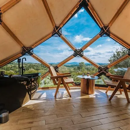 Kosmaj Zomes * Rovace