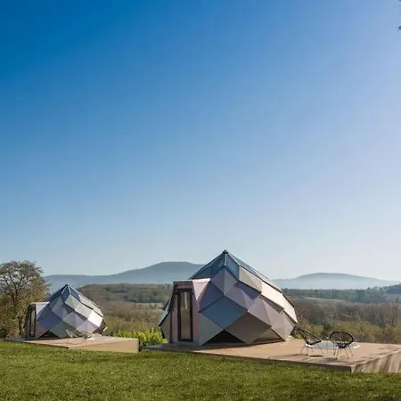 Kosmaj Zomes Villa *