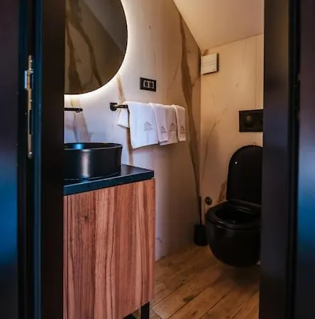 Kosmaj Zomes Villa *